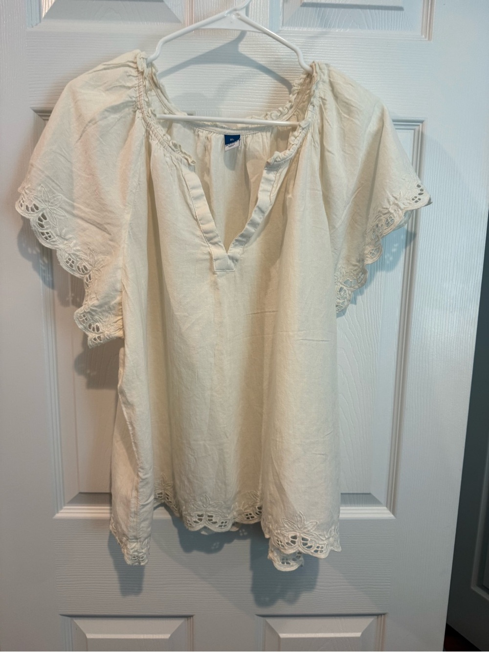 Old Navy Ivory Embroidered Flutter Sleeve Peasant Blouse XL Boho Linen Look